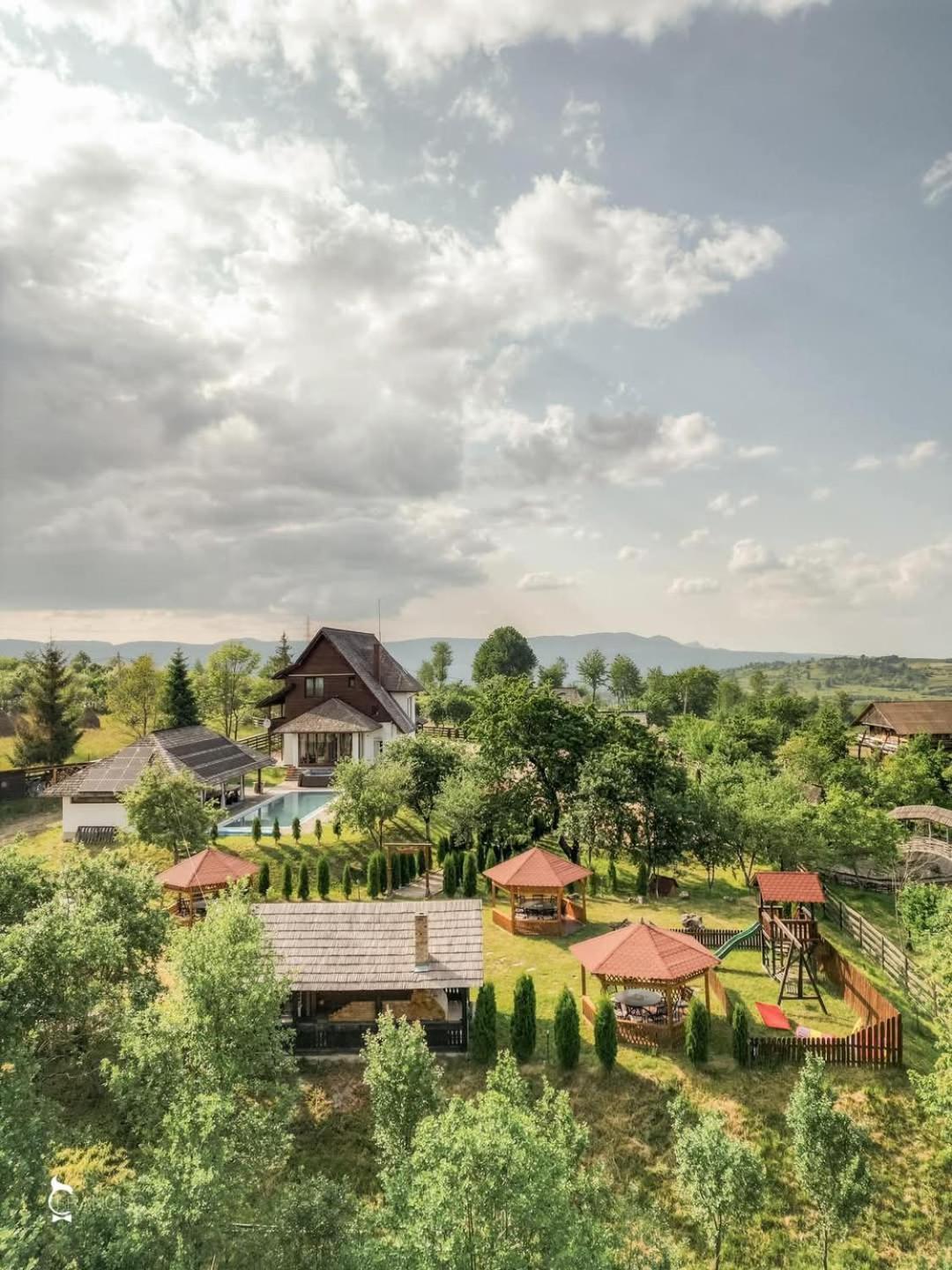 Soare-N Maramures Budeşti Exteriér fotografie