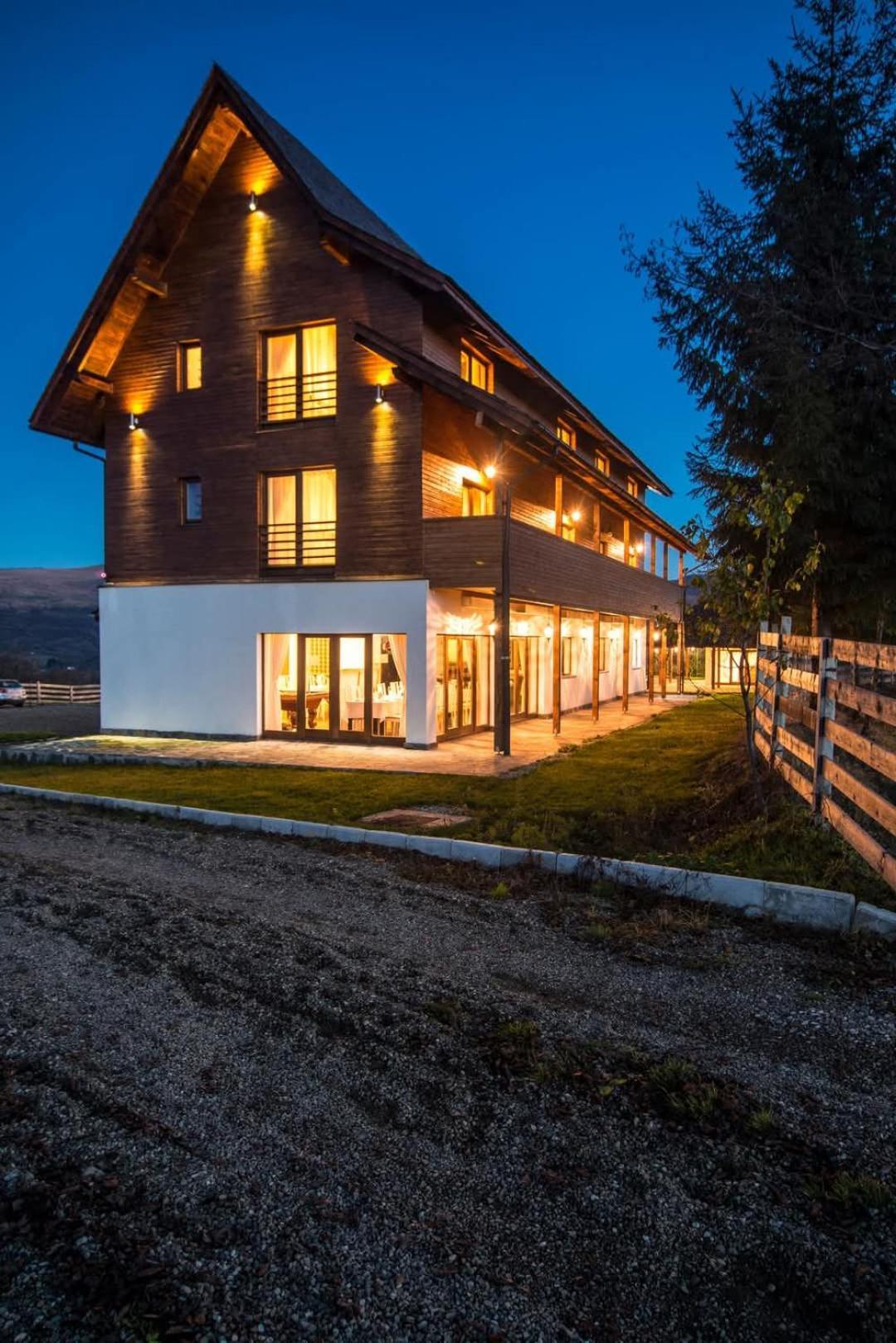 Soare-N Maramures Budeşti Exteriér fotografie